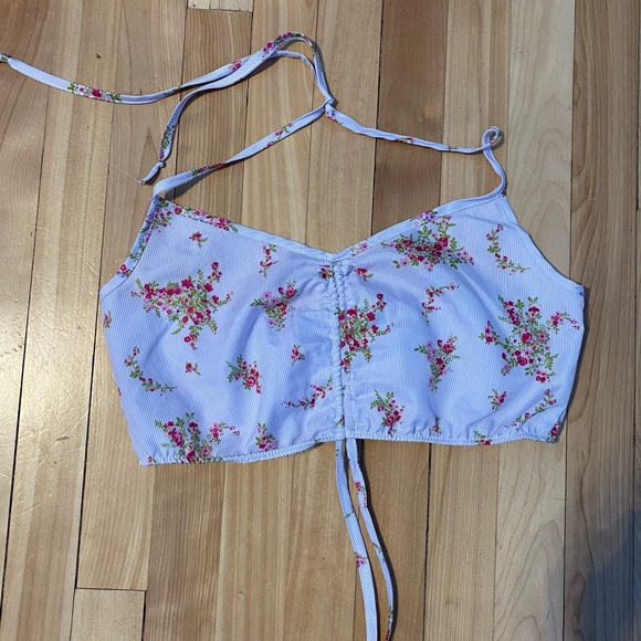 Tie-up crop top - Picture 2 of 2